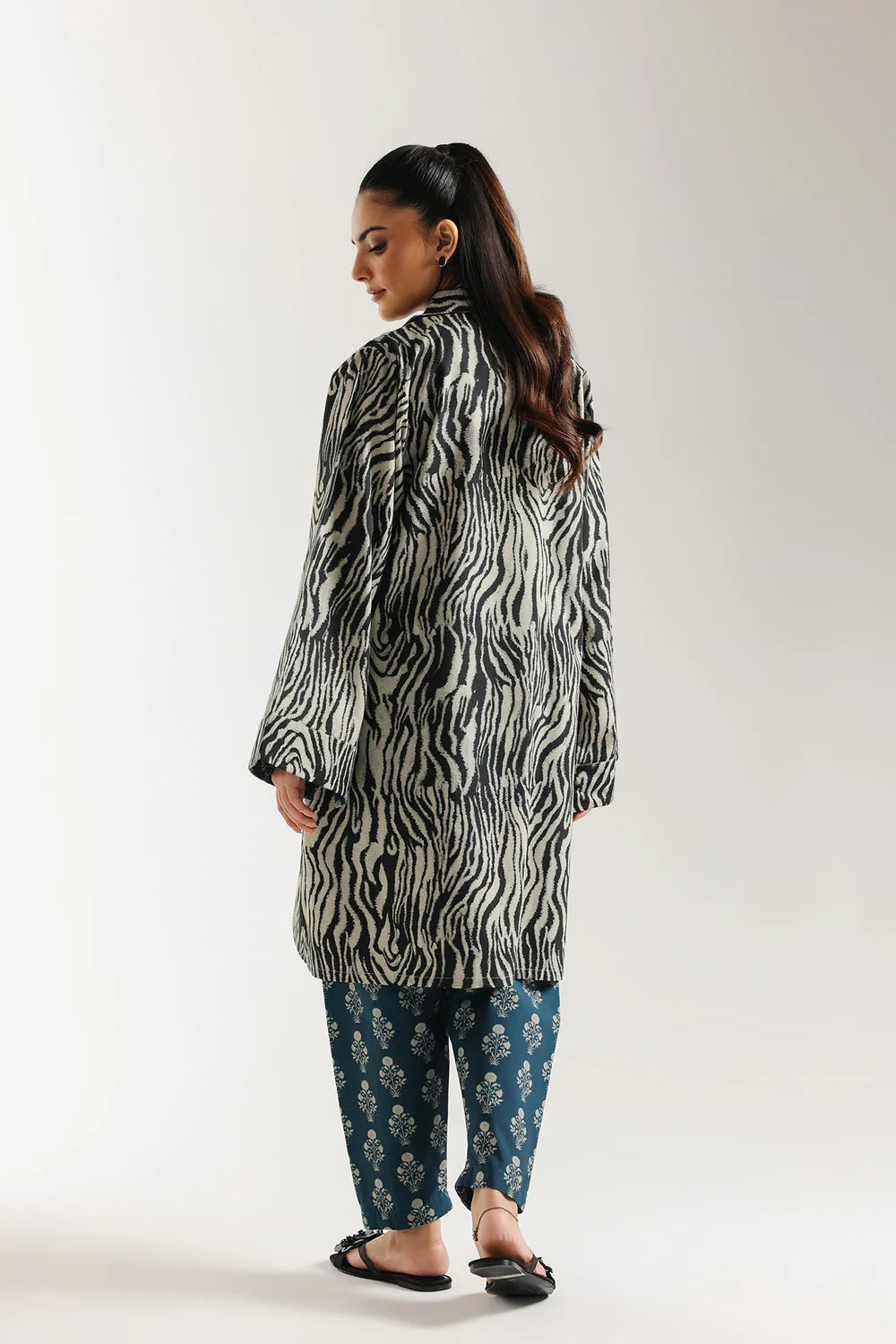 ETHNC-PRINTED SUIT-LEMON-ICING | SHIRT - A LINE FIT-SHALWAR –  STRAIGHT FIT