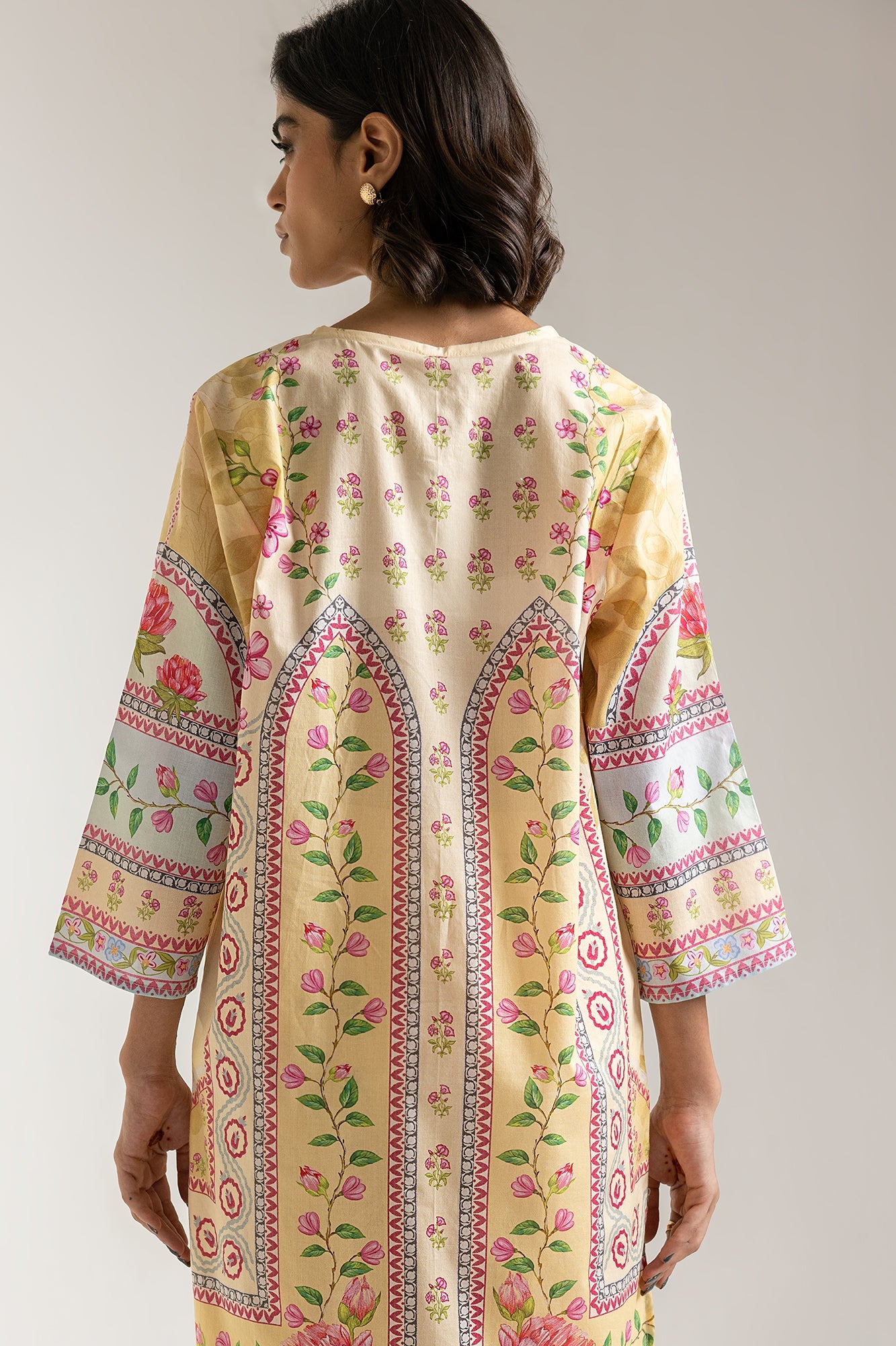 ETHNC-PRINTED SUIT-Yellow Beige | RELAXED -FIT KURTA -SHALWAR –  STRAIGHT FIT