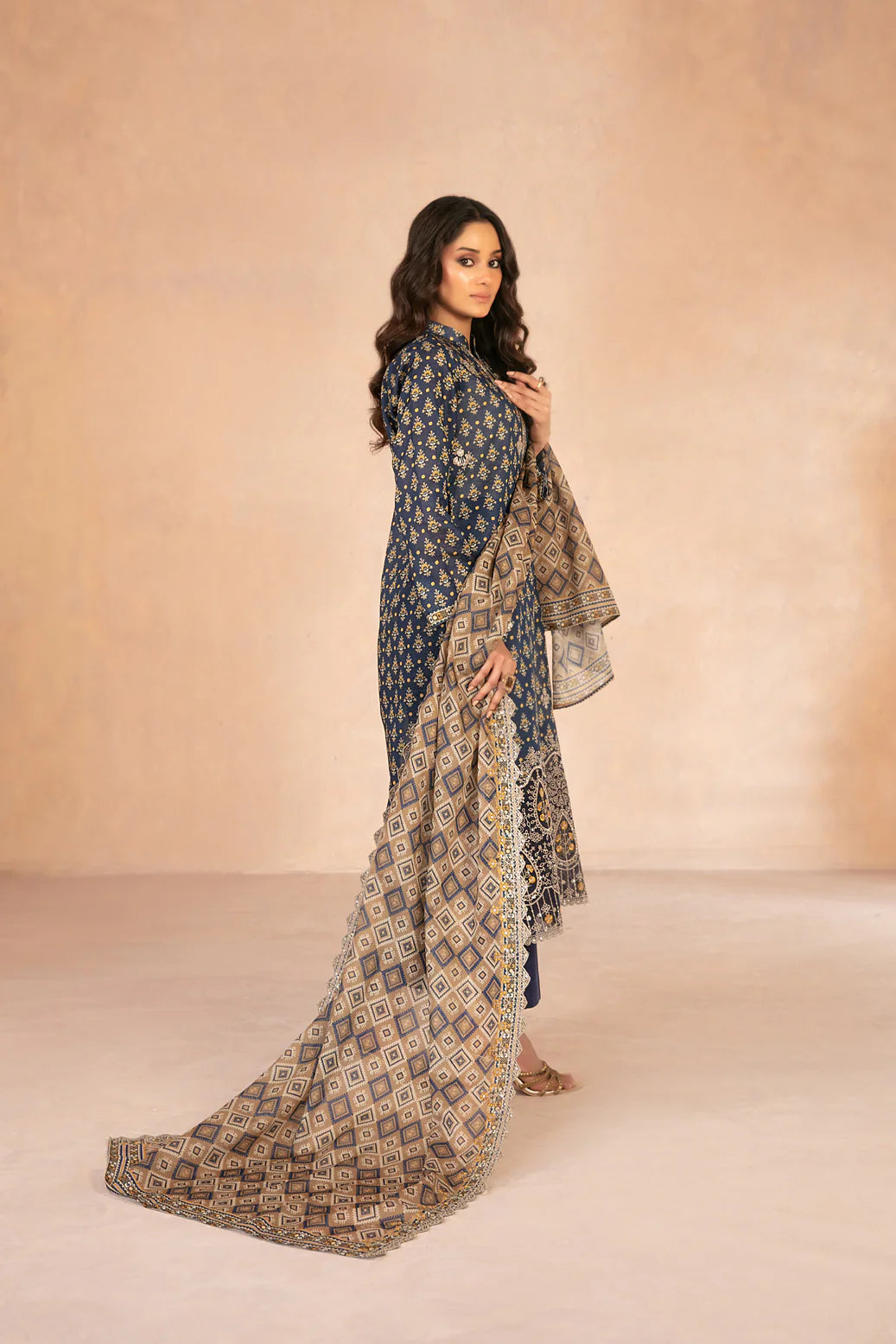 DAALIYA – LAWN 2026 by SHAHID TAWAKKAL-3 PCS -Un-Stitched -Royal blue