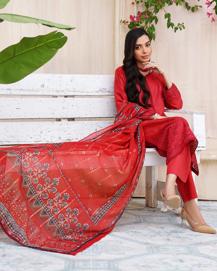 Premium Pakistani Gulzar Yousaf (GL) Stitched 3 PCs - Crimson Red