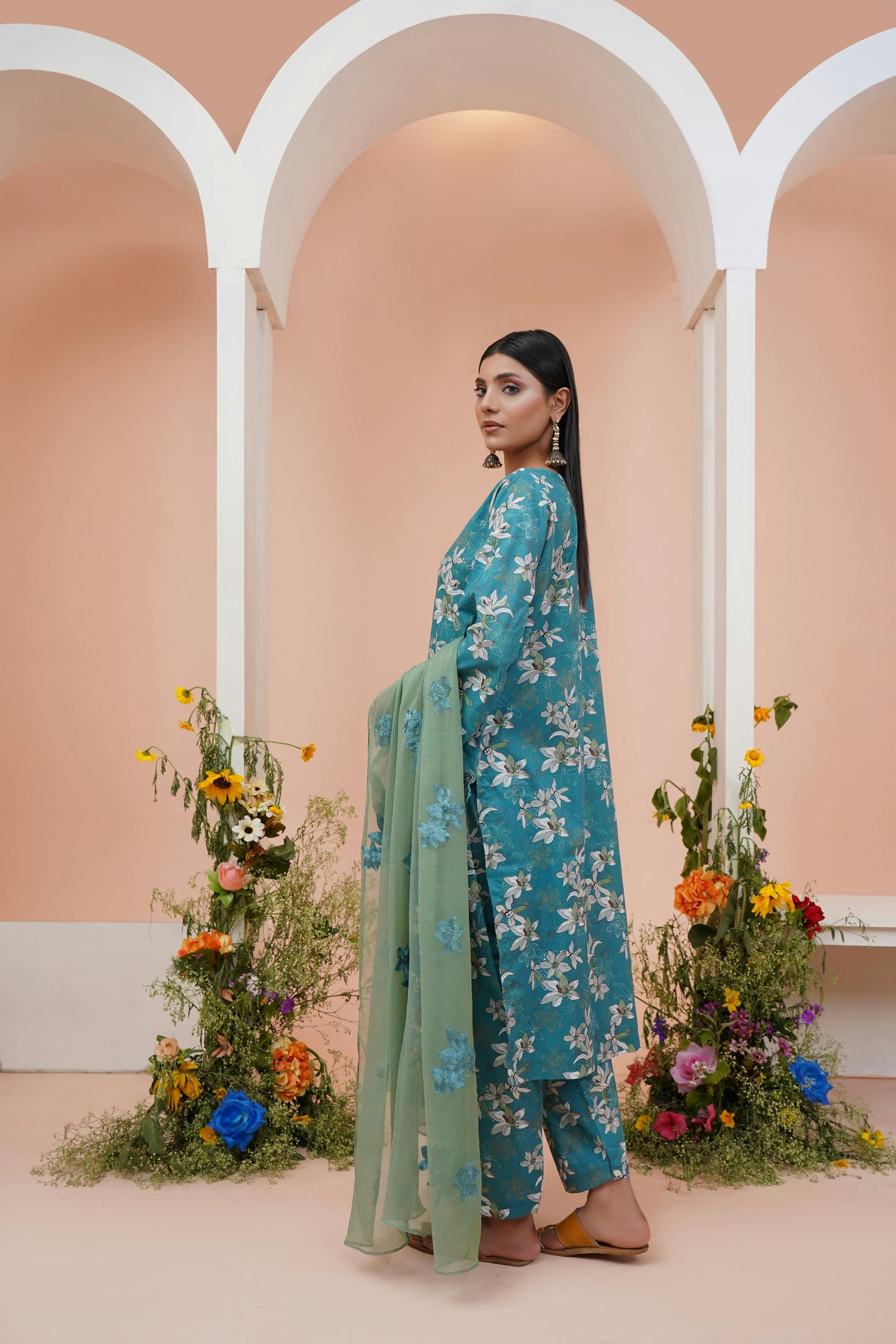 Un-stitched 3-piece embroidered lawn By Gulzar Yousaf Volume-04 - D/05 (Aqua Green)