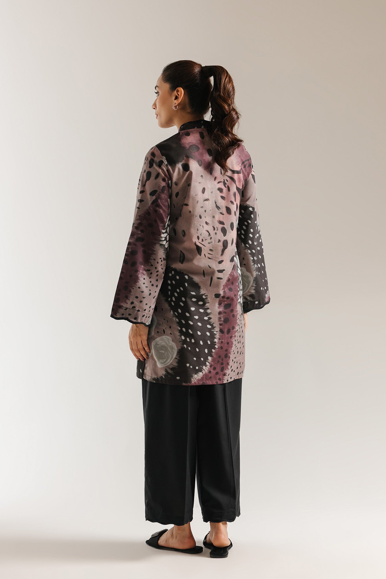 ETHNC -Printed 2-Piece Suit | SHIRT - RELAX FIT - Y NECK- (TROUSER - CULOTTE FIT)(JET BLACK | E8130/102/902)