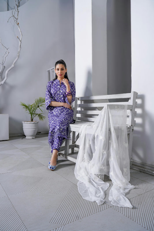 Un-stitched 3-piece embroidered lawn By Gulzar Yousaf Volume 03-code D/05(Grape)