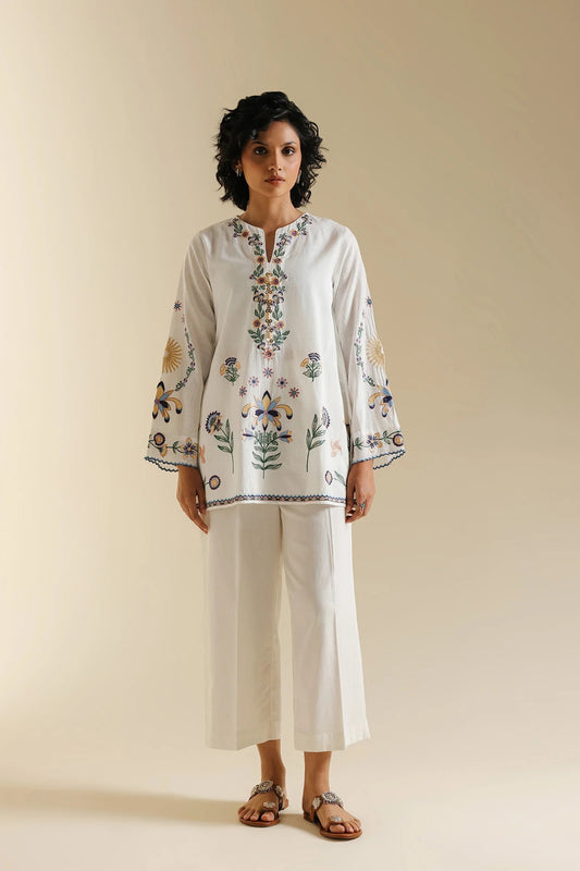 ETHNC Boho Chic Embroidered Kurti White (S3E0541/119/001)