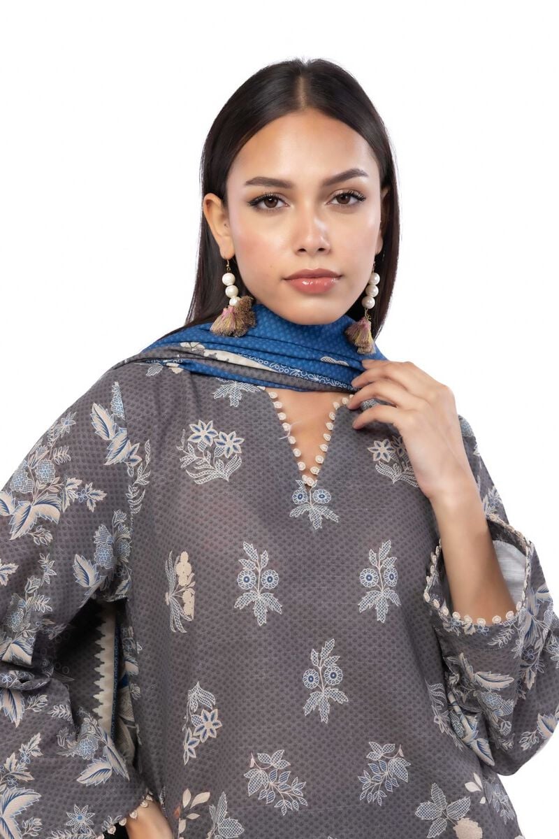 Khaadi Unstitched 3-piece printed khaddar suit in slate grey