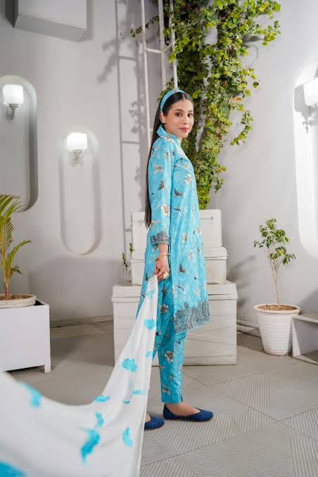 Un - stitched 3 - piece embroidered lawn By Gulzar Yousaf Volume 03 - code D/08(turquoise - blue) - Bristy's Collection